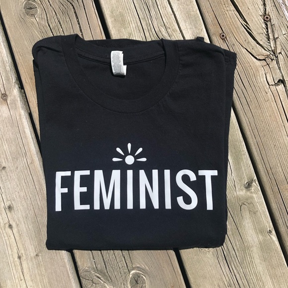 T-Shirt XS FEMINIST - Picture 1 of 2